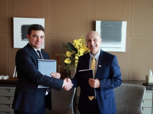 AZAL "Leonardo" ilə radar sistemlərinin alınmasına dair müqavilə imzalayıb | FED.az