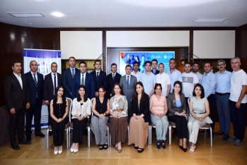 İKZF media nümayəndələri üçün təlim keçirib - FOTOLAR