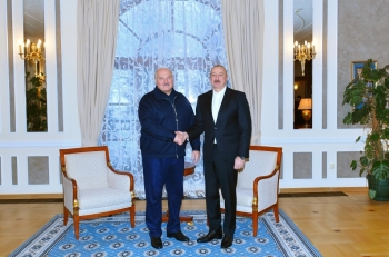 Sankt-Peterburqda İlham Əliyevin  Aleksandr Lukaşenko ilə görüşü olub - FOTOLAR | FED.az