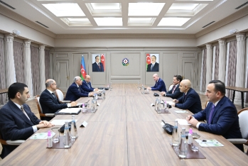 Baş nazir Əli Əsədov BP-nin vitse-prezidenti ilə görüşdü