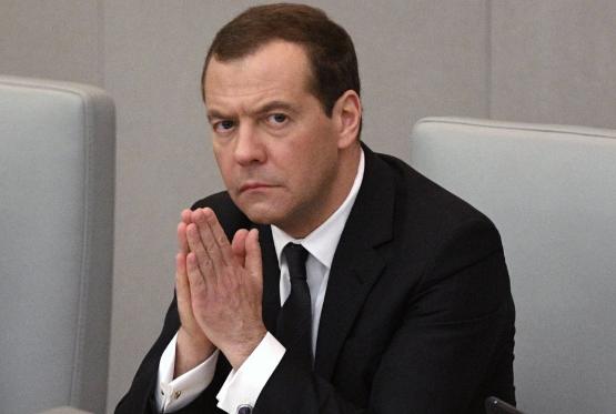 "Ölkə iqtisadiyyatının artım potensialı tükənib": Dmitriy Medvedev