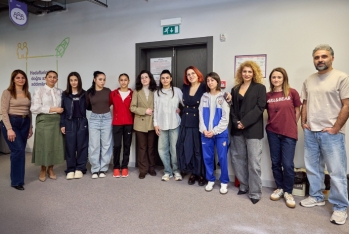 “Qızlara ağ yaraşır” layihəsinin iştirakçıları Azercell-in qonağı oldular - FOTOLAR