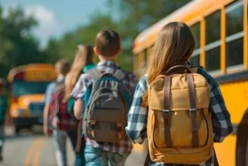 Azərbaycanda şagirdlərin məktəbə daşınmasına 3,8 milyon manat xərclənəcək - TENDER NƏTİCƏSİ