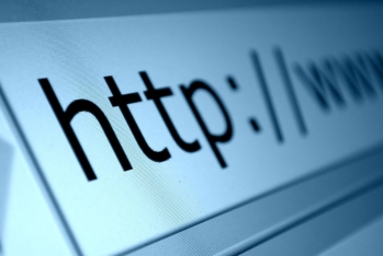 İran internetə qoyulan qadağanı ləğv edir