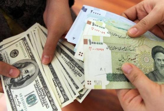 İran pulu sürətlə dəyərdən düşür – DOLLAR TAPILMIR