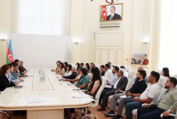 Dövlət Agentliyində daşıma xidmətlərilə görüş keçirilib