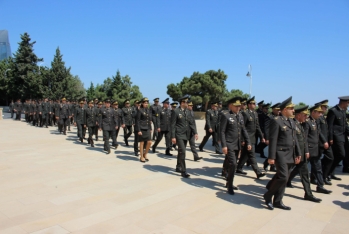 Dövlət Agentliyinin hərbi qulluqçularının maaşları artırılıb