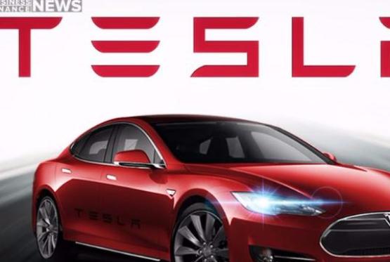 SolarCity-nin alınması sayəsində Tesla-nın qazancı 1 milyard dollar artacaq
