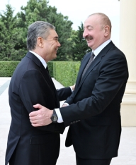 İlham Əliyevin Qurbanqulu Berdiməhəmmədov ilə görüşü olub - FOTOLAR | FED.az