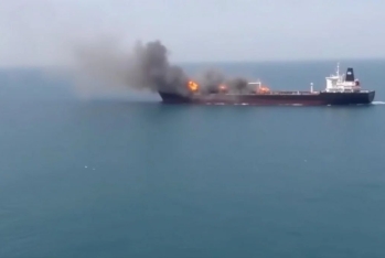 10-dan çox neft tankeri İran tərəfindən vurulub