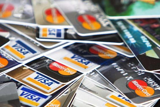 Dövriyyədə olan kredit kartlarının sayı açıqlandı