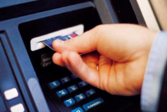 Международный банк Азербайджана решил проблему с банкоматами