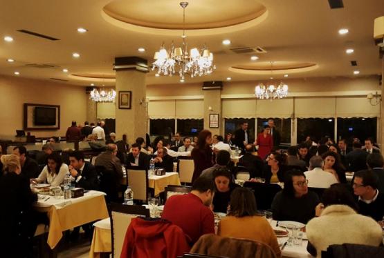 Restoranların gəlirləri artıb