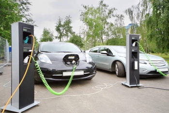 Azərbaycanın xaricdən aldığı elektromobillər 24 min manat ucuzlaşıb