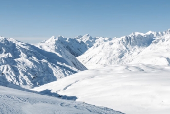 Yağıntılı hava davam edir, Şahdağa qar yağır - FAKTİKİ HAVA