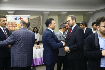 ATİB sədri 22-ci Ənənəvi Xeyriyyə Sərgisində iştirak edib – [red]FOTOLAR[/red] | FED.az