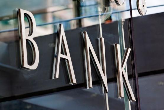 8 bankın qiymətli kağızlara investisiyaları azalıb - SİYAHI