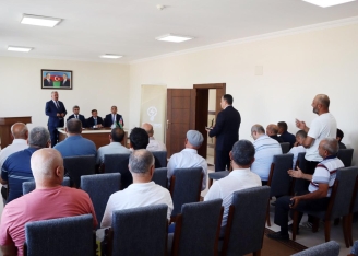“Azərişıq” ASC-nin nümayəndələri Culfada fermer və sahibkarlarla görüşüb - Fotolar | FED.az