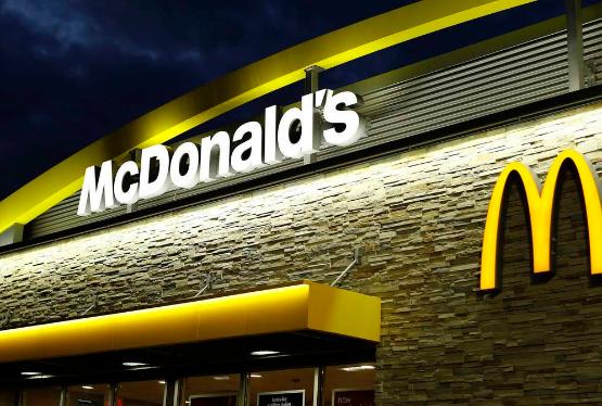 Bakıda yeni “McDonald’s” açılıb
