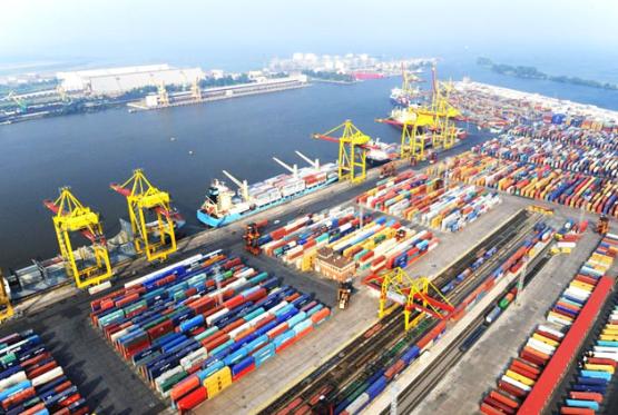 SOCAR Türkiyədə ən iri konteyner terminalını alıb