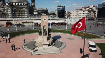 İstanbulda vərdiş etmədiyimiz səssizlik - FOTOLAR | FED.az