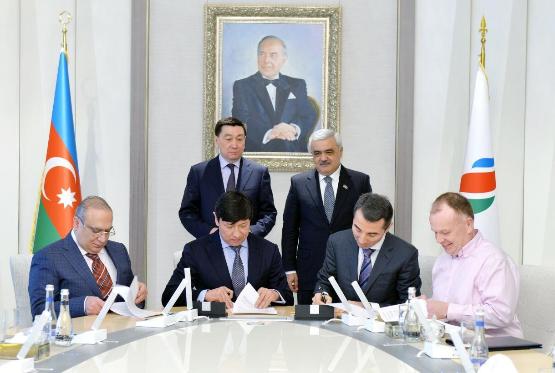 SOCAR və “KazMunayQaz” arasında anlaşma memorandumu imzalanıb