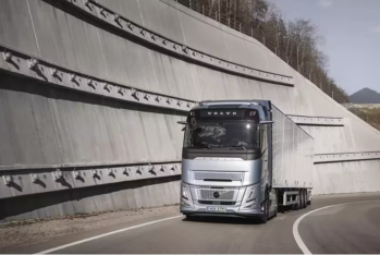 “Volvo” TIR-larında yenilik – Enişdə mühərrik avtomatik sönəcək 