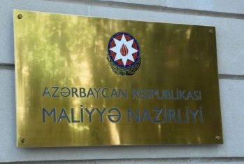 Maliyyə Nazirliyi 2 bankda depozit yerləşdirdi